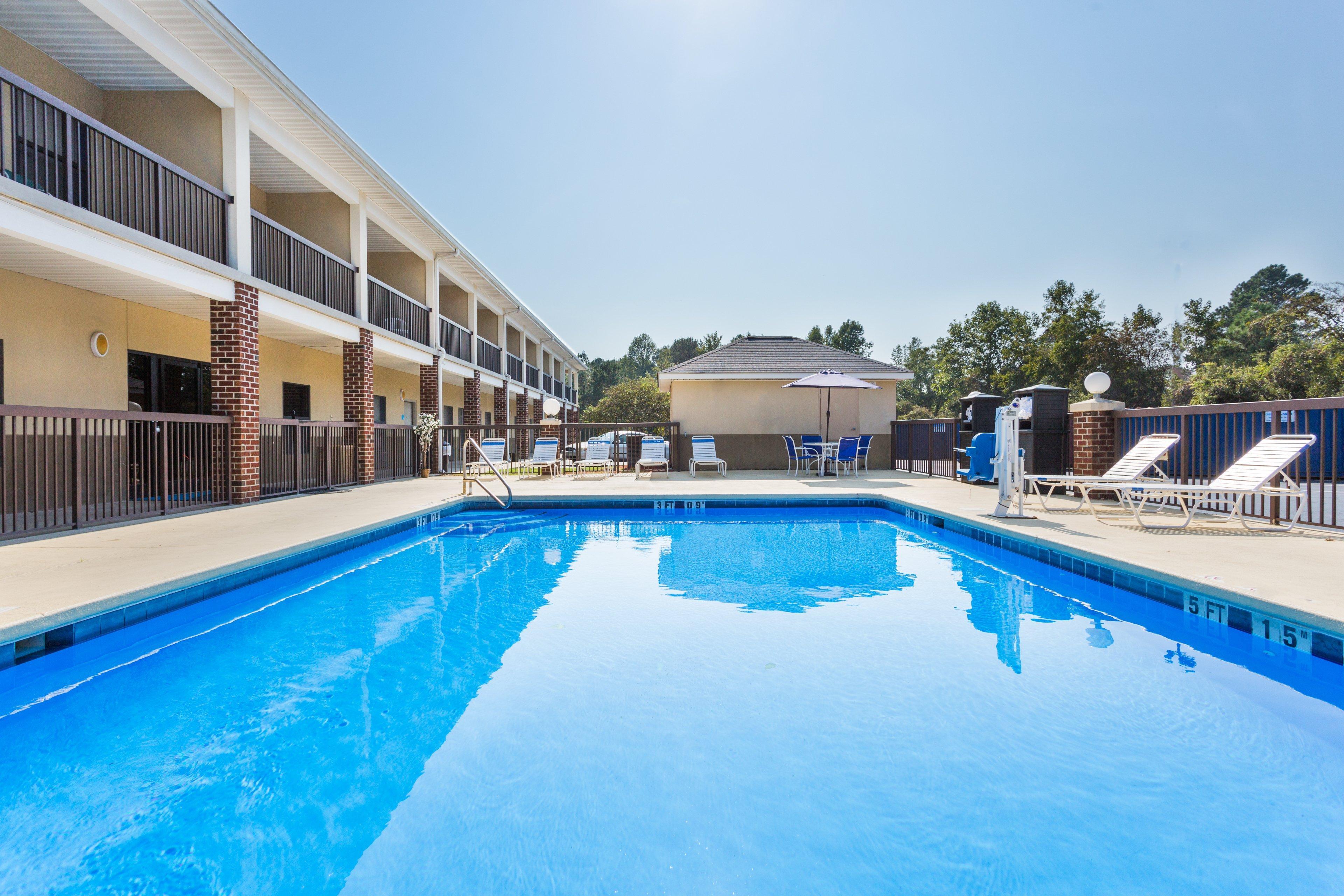 Holiday Inn Express - Plymouth By Ihg Exterior foto